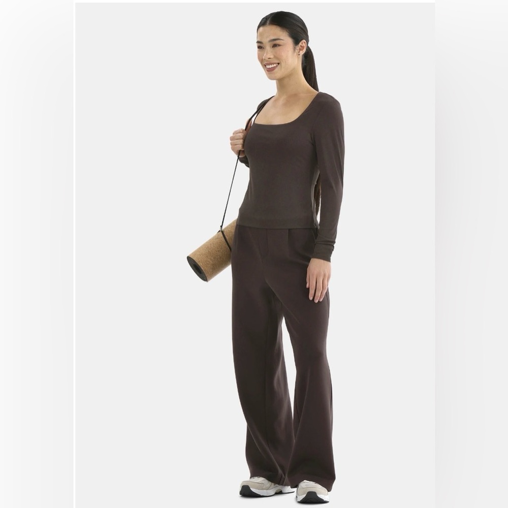 Avia Breen Brown Square Neck Ribbed Long Sleeve Top - Picture 2 of 7